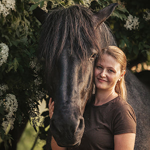 Jessica Nätscher von der Tierheilpraxis Pferd und Pfötchen Jessica Nätscher von der Tierheilpraxis Pferd und Pfötchen